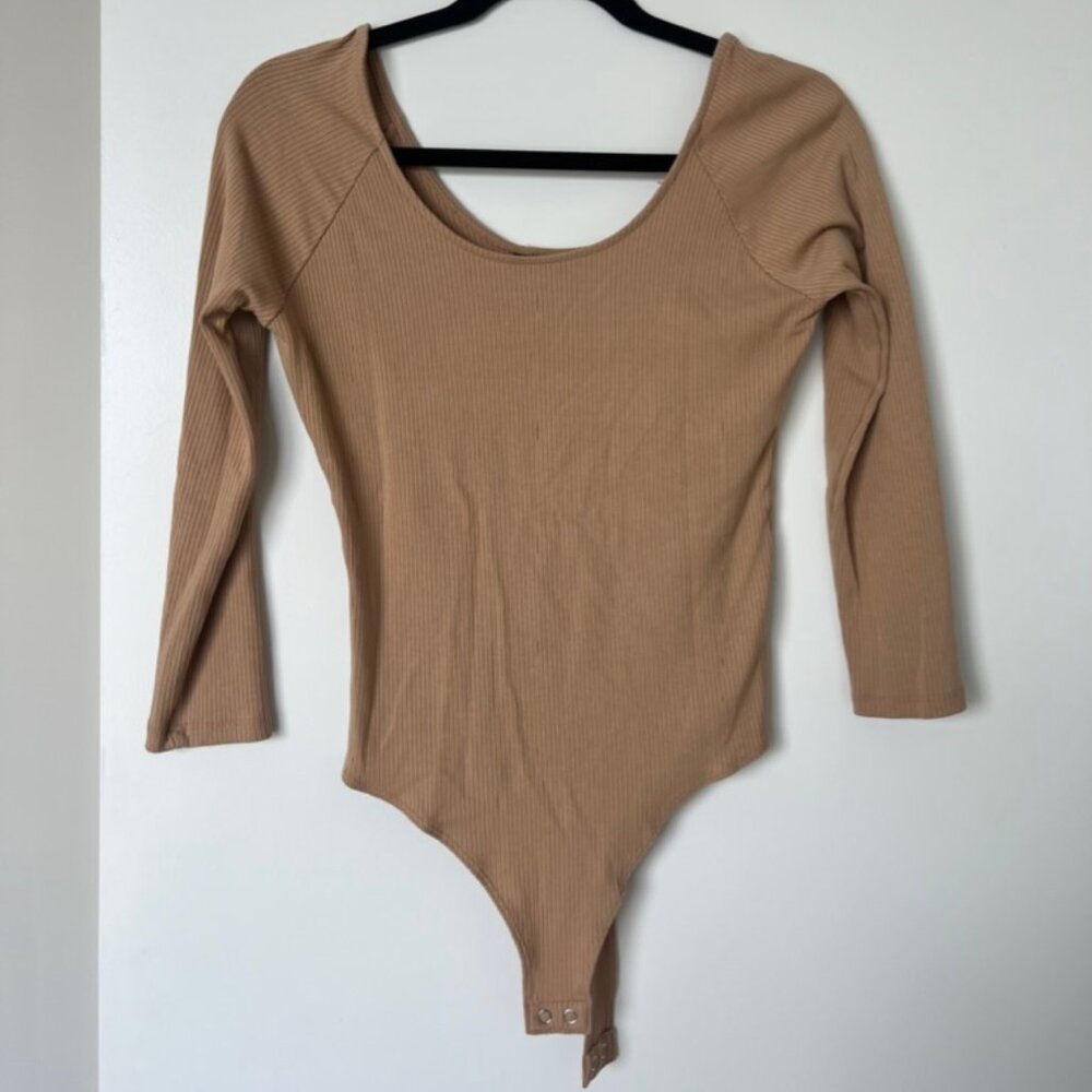 small neutral bodysuit banana republic